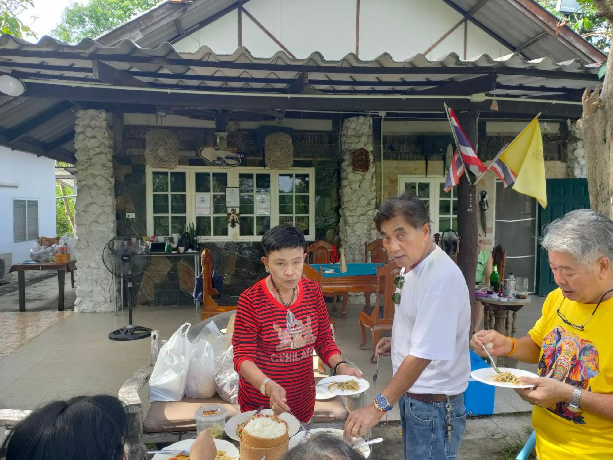 บ้านอิงเมยแคมป์ แก่งกระจาน Ban Phu Bon Exterior photo